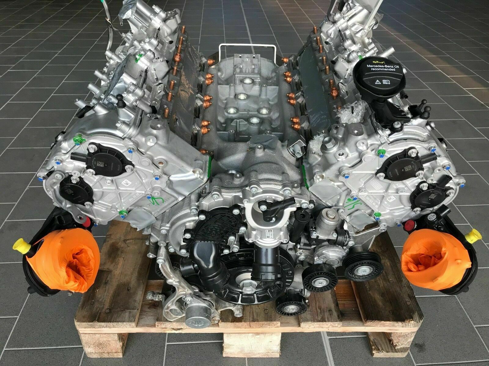 Motor M177 C63 W205 177980 Motor