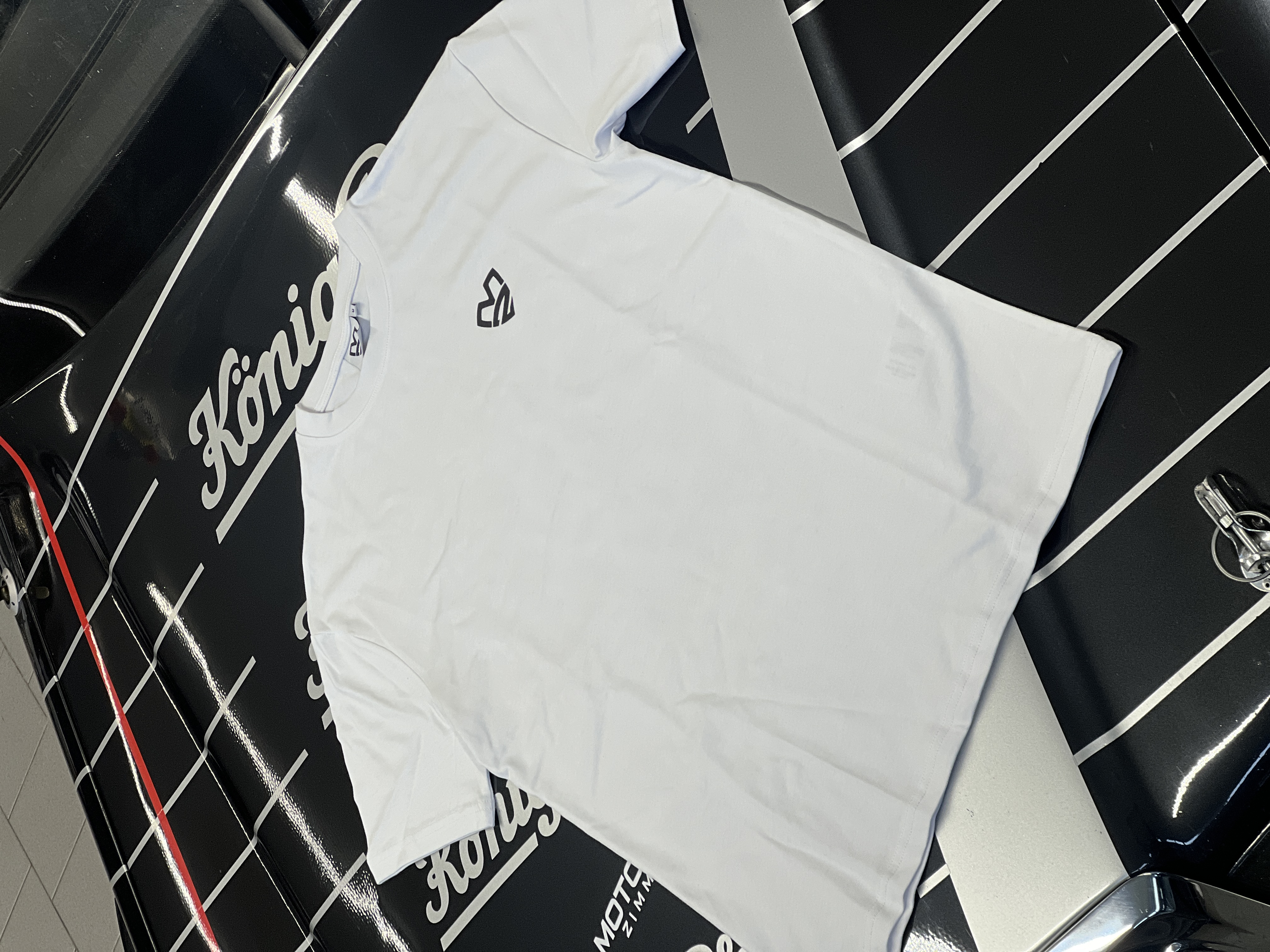 image00016 Motoren Zimmer 190E EVO 1 DTM Shirt