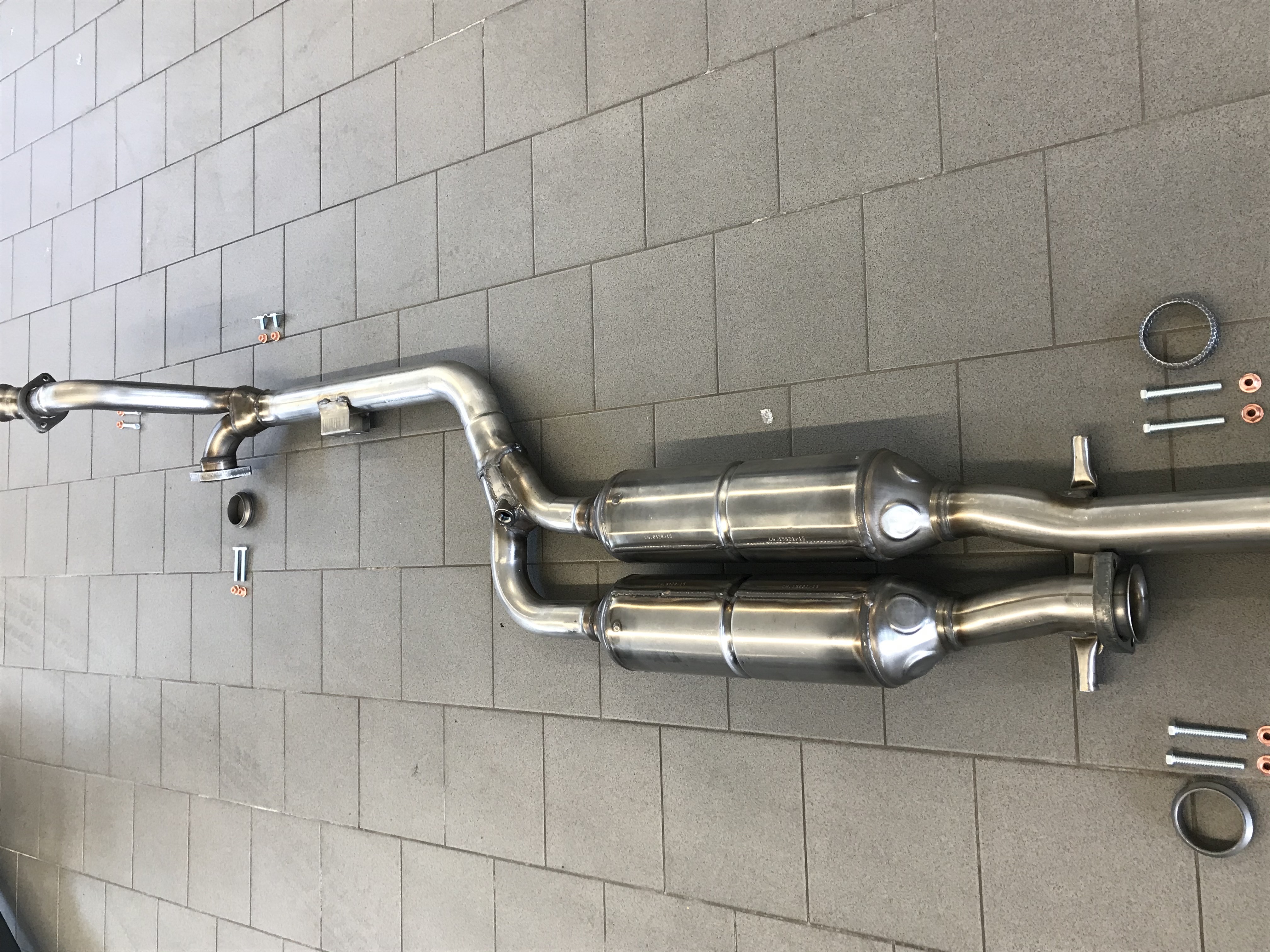 Katalysator für w124 E500 / E400 Euro 2 Kat A1244902020 A1244906620